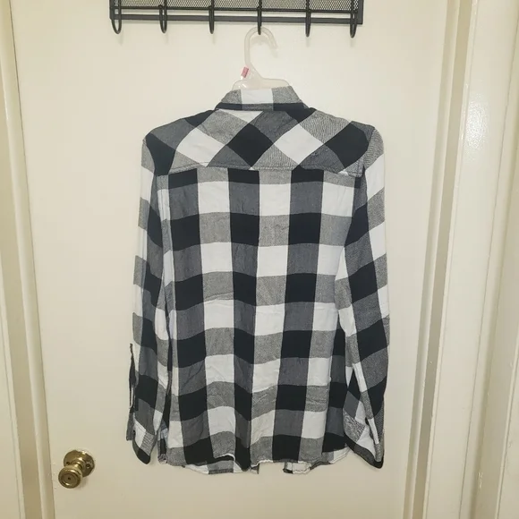 Top - Picture 4 of 4